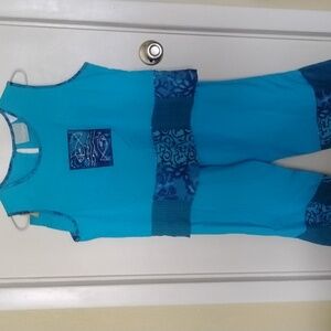 2 Piece Capri Pant & Top Turquoise Set